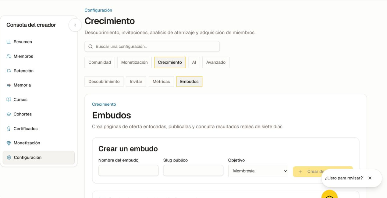 El espacio de trabajo de Embudos con el formulario de plantilla manual, selector de objetivo, cola de revisión y área de resultados de siete días.